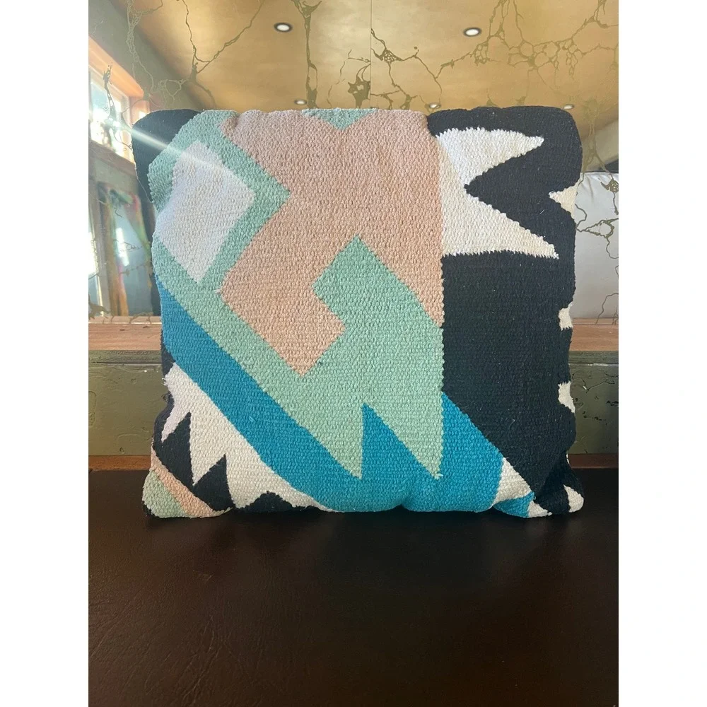 Colorful Geometric Kilim Pillows Urban Outfitters Desert Modern Set‎ 2 Boho